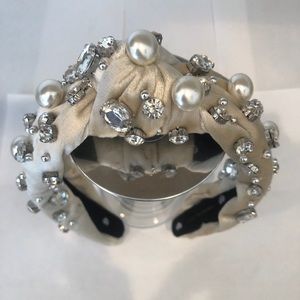 Lele Sadoughi oversized Pearl and crystal headband